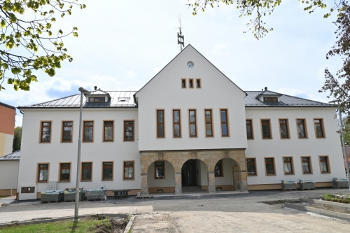 Prestavba objektu súp. č. 1 na Zariadenie pre seniorov, Stará Turá